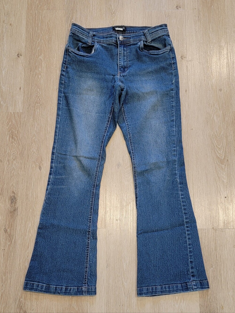 Venus 4S bootcut blue jeans